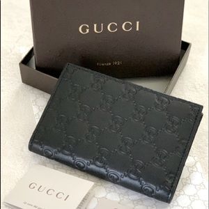100% Authentic Gucci Black Passport Holder